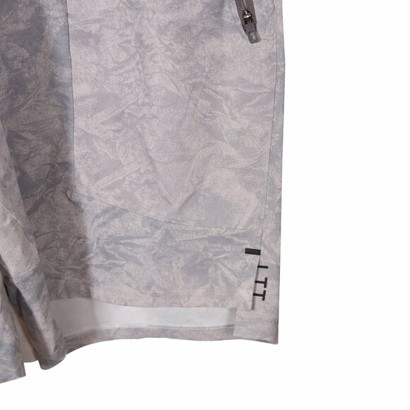 Lululemon Men's License To Train Large - Picture 2 of 3